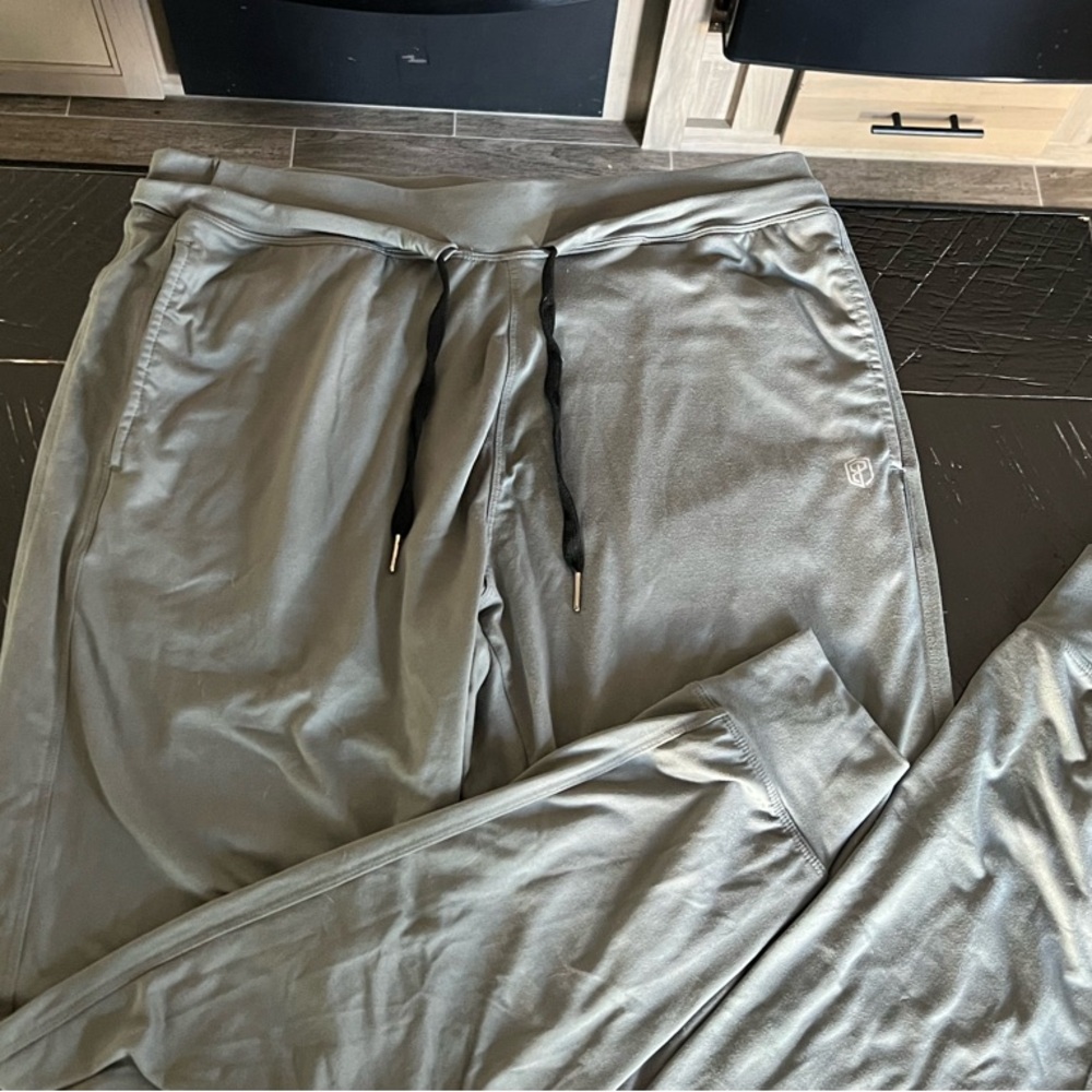 Born Primitive Men’s Rest Day Athleisure  Jogger